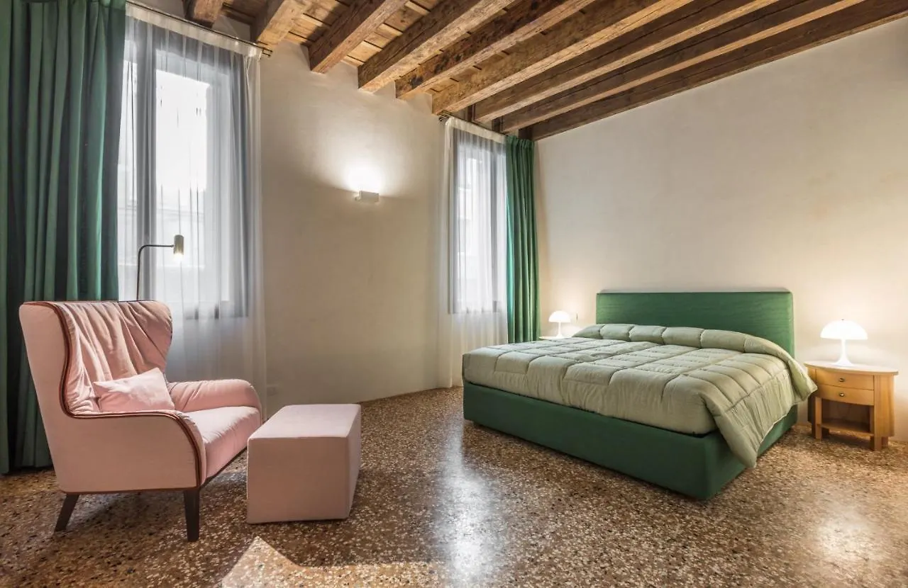 Scaleter - A Fine Luxury Apartment In Palazzo With Canal View Venice 0*,  Italy