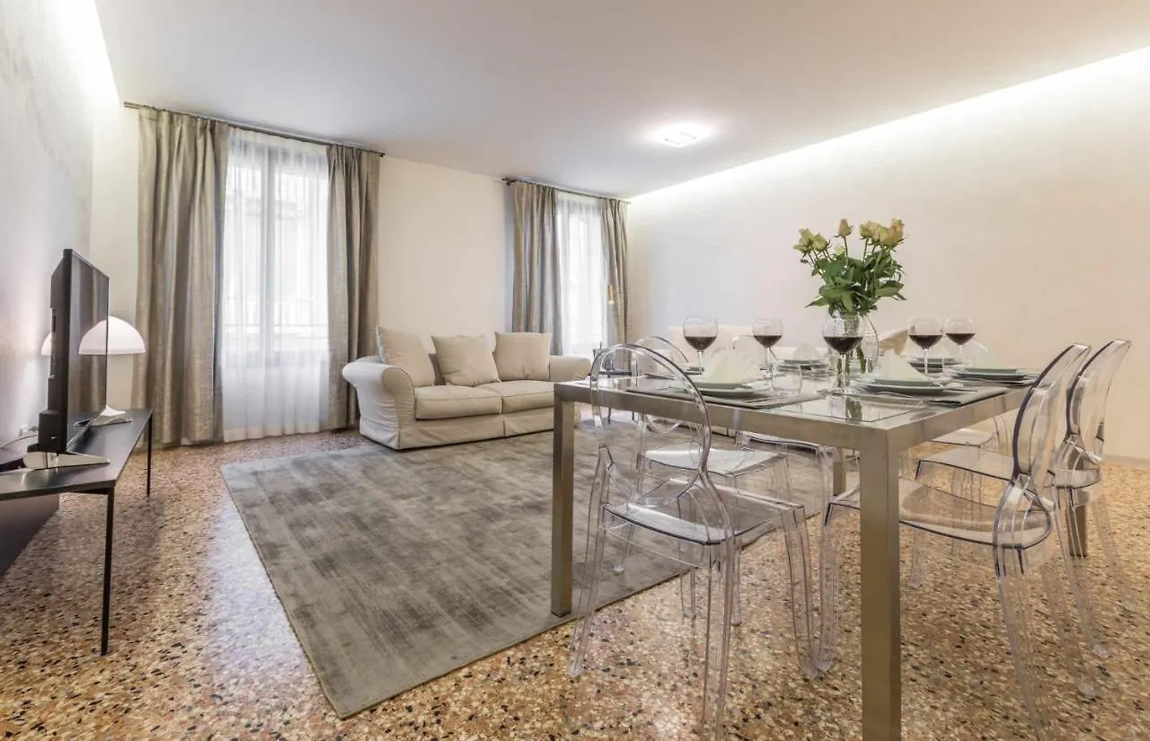 Scaleter - A Fine Luxury Apartment In Palazzo With Canal View Venice Italy